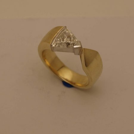 hohmann_ring_gold